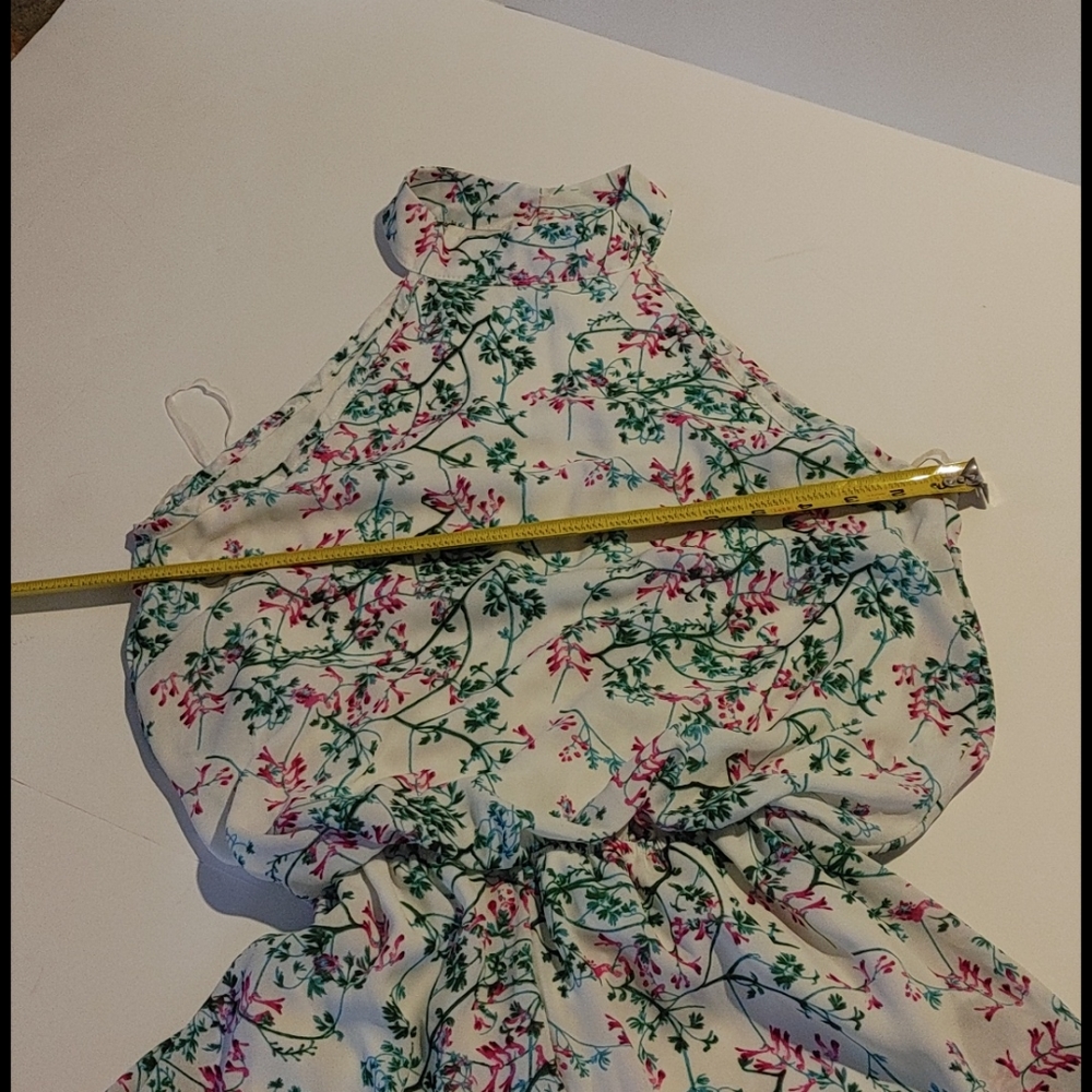 Steezyer size M floral Romper - Picture 3 of 9